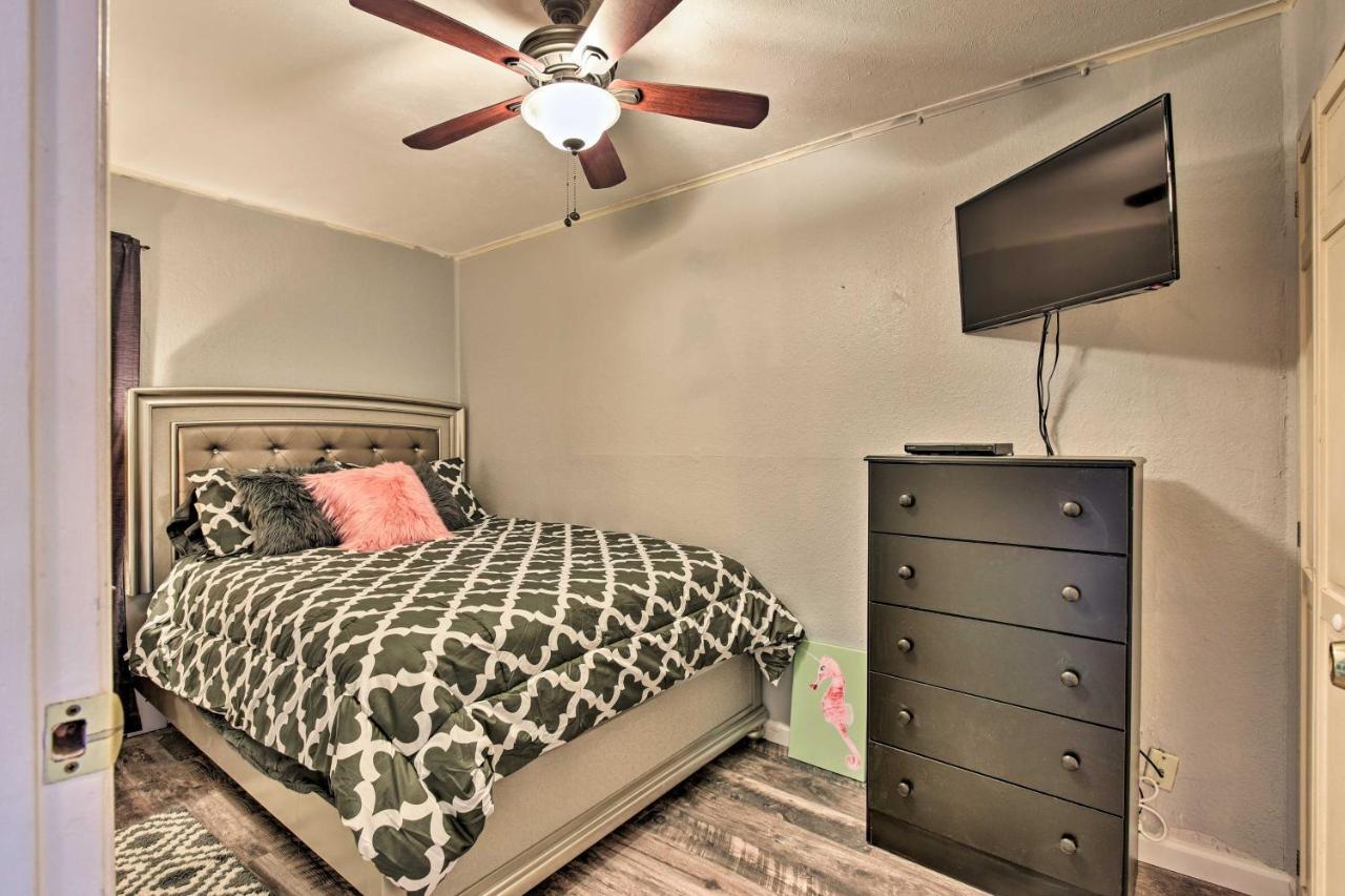 Waterfront Corpus Christi Escape With Pool Access! Apartment Luaran gambar